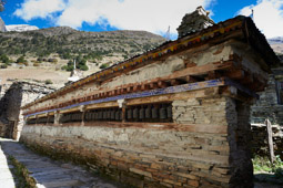 Ghyaru, a stunning little town that seems to never change.        28°38'31